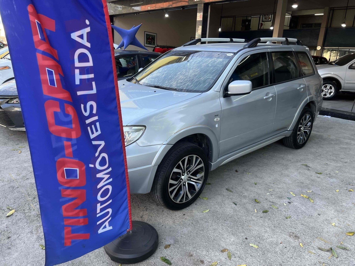 //www.autoline.com.br/carro/mitsubishi/airtrek-24-16v-gasolina-4p-4x4-automatico/2008/rio-de-janeiro-rj/24547222