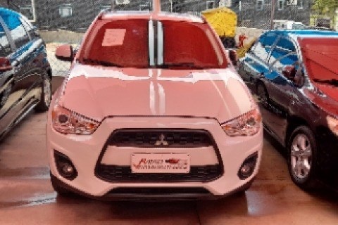 //www.autoline.com.br/carro/mitsubishi/asx-20-16v-gasolina-4p-4x4-cvt/2015/indaiatuba-sp/18681080
