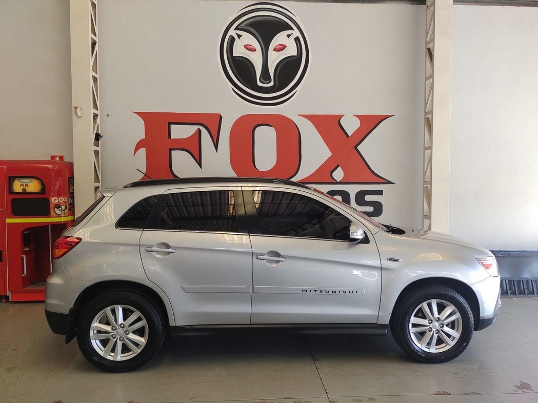 //www.autoline.com.br/carro/mitsubishi/asx-20-fwd-16v-gasolina-4p-cvt/2012/franca-sp/22822070