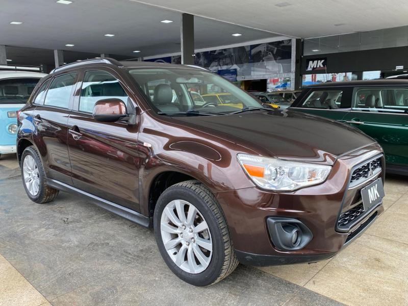 //www.autoline.com.br/carro/mitsubishi/asx-20-16v-gasolina-4p-cvt/2015/brasilia-df/23608713