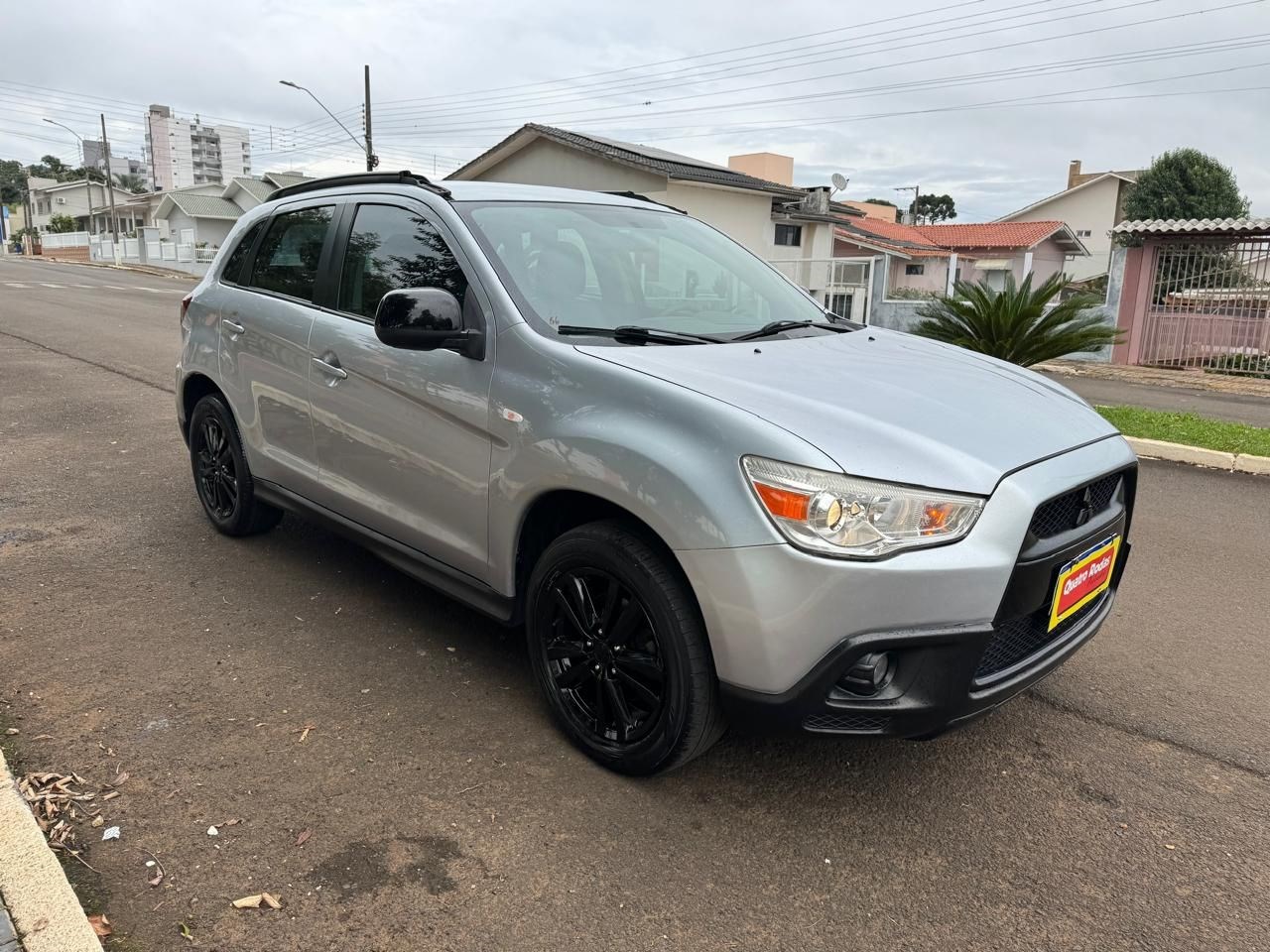 //www.autoline.com.br/carro/mitsubishi/asx-20-16v-gasolina-4p-manual/2011/faxinal-dos-guedes-sc/23902148