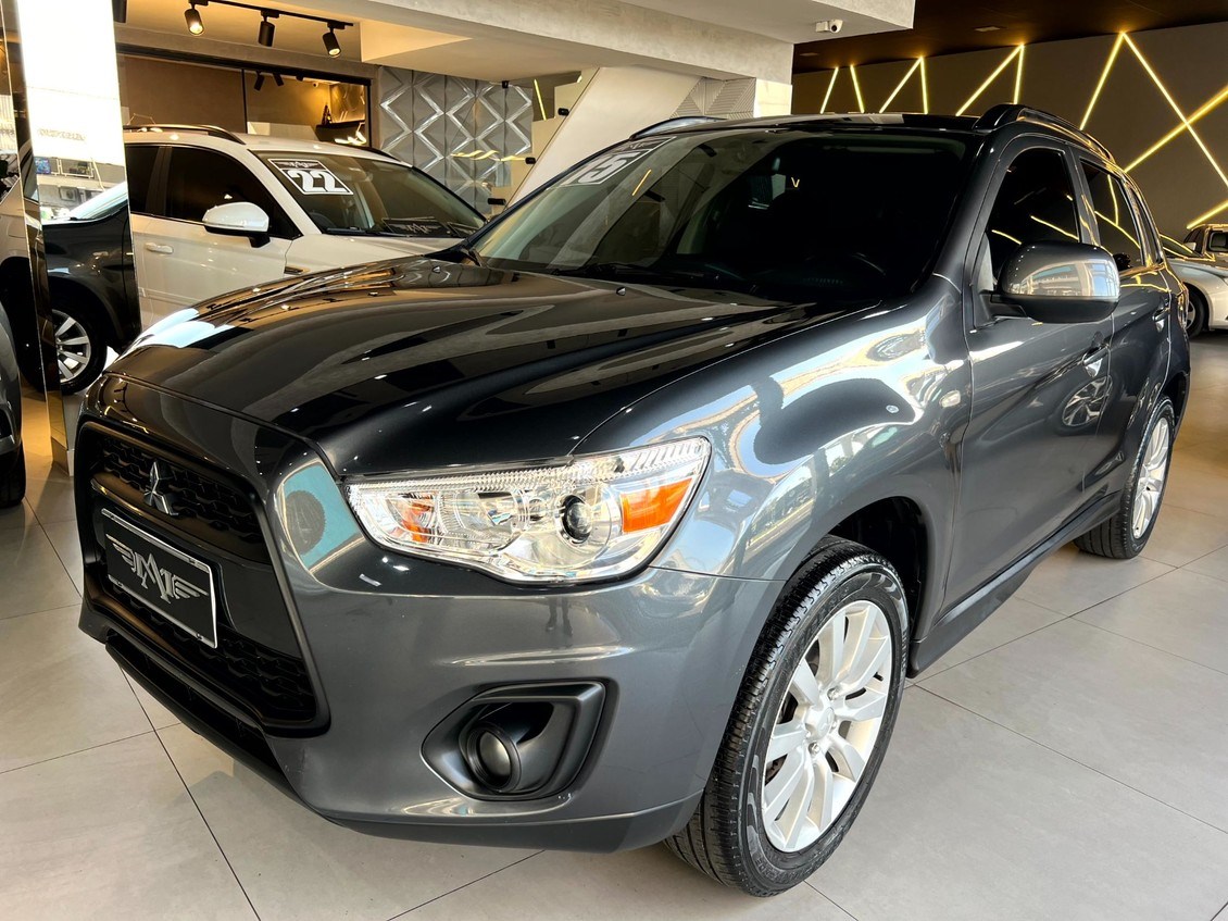 //www.autoline.com.br/carro/mitsubishi/asx-20-16v-gasolina-4p-cvt/2015/sao-paulo-sp/24161626