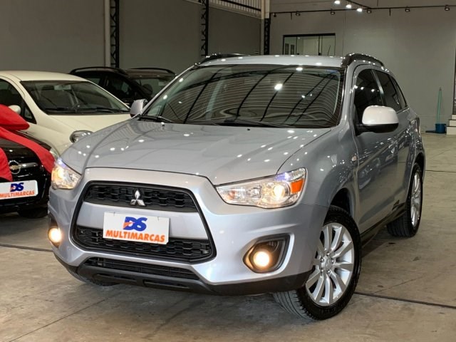 //www.autoline.com.br/carro/mitsubishi/asx-20-16v-gasolina-4p-cvt/2015/sorocaba-sp/24459816