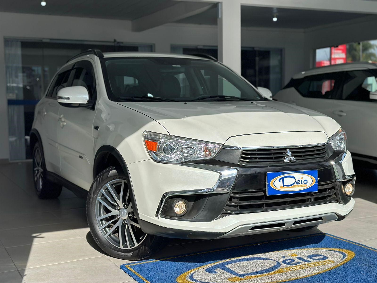 //www.autoline.com.br/carro/mitsubishi/asx-20-awd-16v-flex-4p-cvt/2018/palhoca-sc/24783457