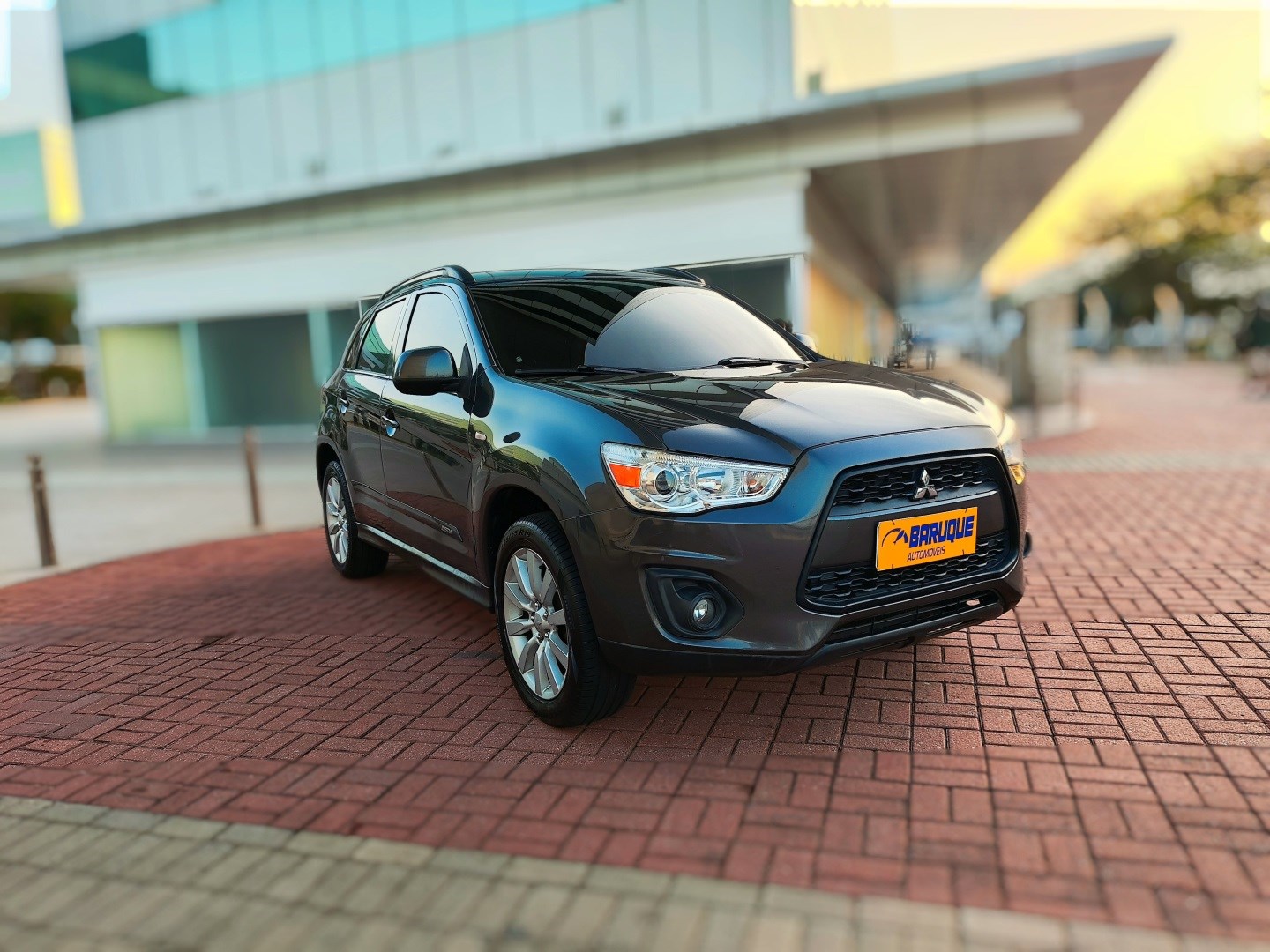//www.autoline.com.br/carro/mitsubishi/asx-20-16v-gasolina-4p-cvt/2015/rio-de-janeiro-rj/24792079