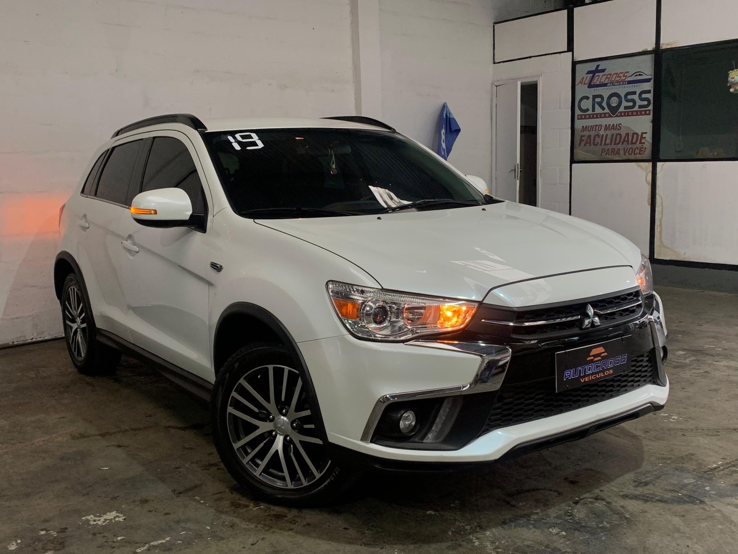 //www.autoline.com.br/carro/mitsubishi/asx-20-top-16v-flex-4p-4x4-cvt/2019/rio-de-janeiro-rj/24876766