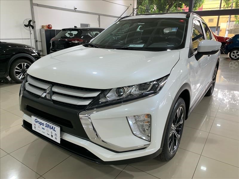 //www.autoline.com.br/carro/mitsubishi/eclipse-cross-15-turbo-gls-16v-gasolina-4p-automatico/2022/sao-paulo-sp/24952833