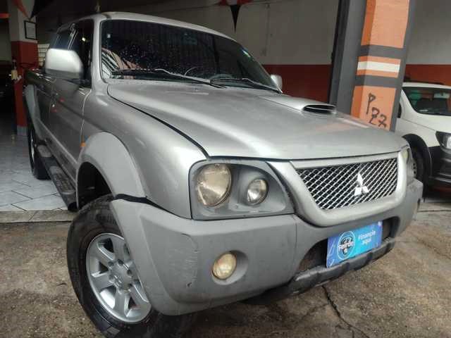 //www.autoline.com.br/carro/mitsubishi/l200-outdoor-25-gls-8v-diesel-4p-4x4-turbo-manual/2012/sao-paulo-sp/24934349