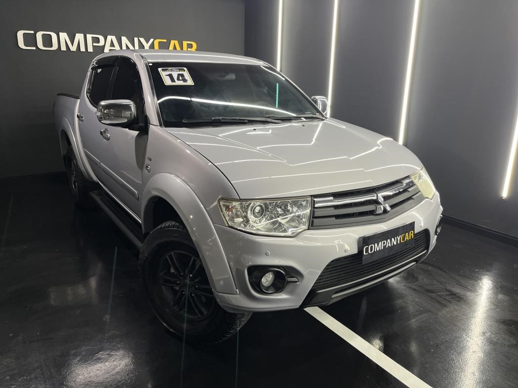 //www.autoline.com.br/carro/mitsubishi/l200-triton-35-v6-hpe-24v-flex-4p-4x4-automatico/2014/icara-sc/25030602
