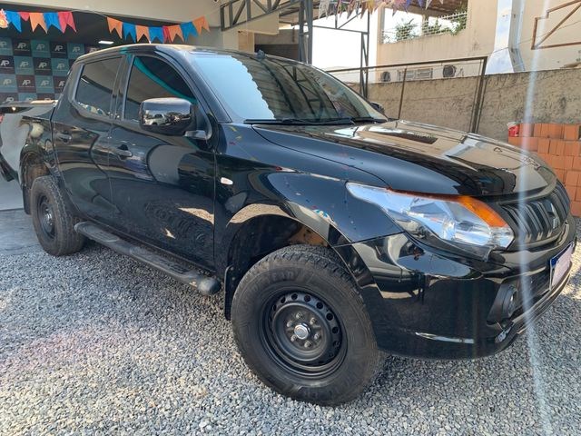 //www.autoline.com.br/carro/mitsubishi/l200-triton-sport-24-glx-16v-diesel-4p-4x4-turbo-manual/2020/jaru-ro/24599224