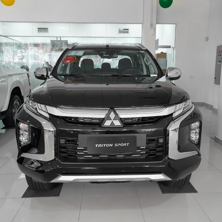//www.autoline.com.br/carro/mitsubishi/l200-triton-sport-24-hpe-s-diesel-4p-4x4-turbo-automatico/2025/curitiba-pr/24935575