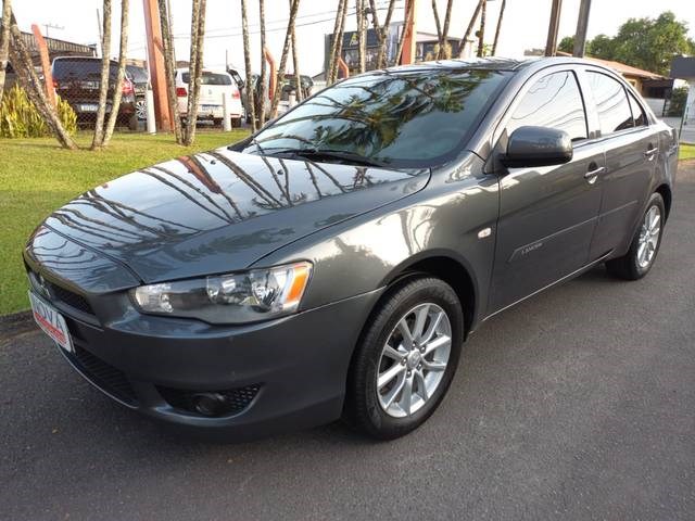 //www.autoline.com.br/carro/mitsubishi/lancer-20-sedan-hl-16v-gasolina-4p-cvt/2016/joinville-sc/23166846