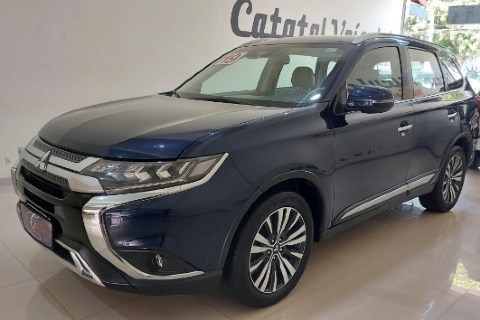 //www.autoline.com.br/carro/mitsubishi/outlander-22-hpe-s-7l-16v-diesel-4p-4x4-turbo-automatic/2019/sao-paulo-sp/19600932