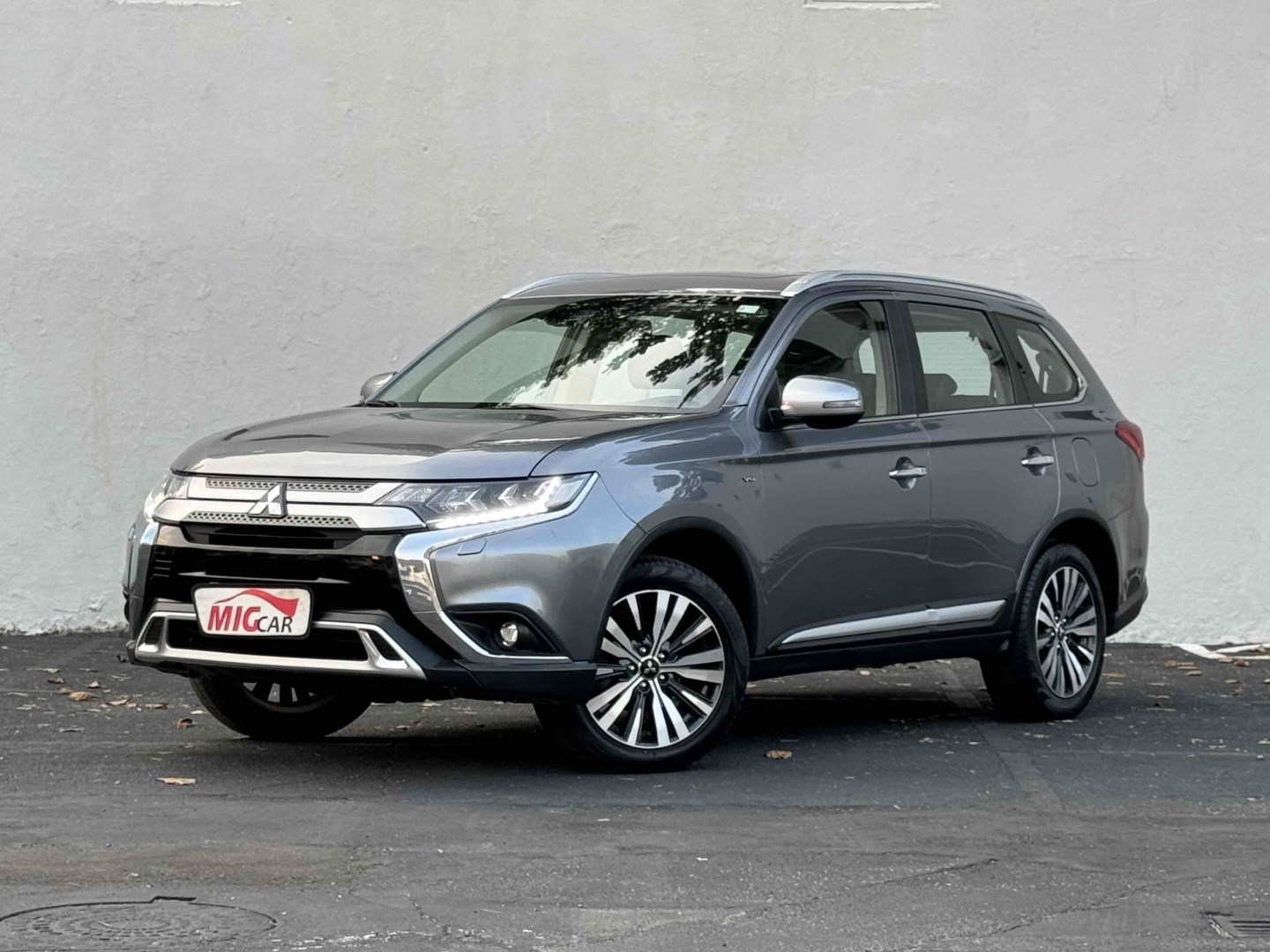 //www.autoline.com.br/carro/mitsubishi/outlander-30-v6-hpe-s-7l-24v-gasolina-4p-4x4-automatico/2020/rio-de-janeiro-rj/24055752