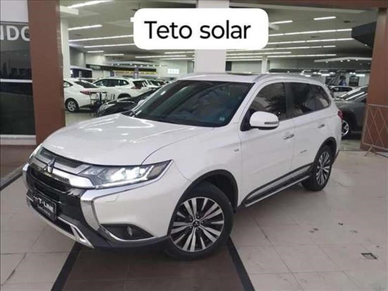 //www.autoline.com.br/carro/mitsubishi/outlander-30-v6-hpe-s-7l-24v-gasolina-4p-4x4-automatico/2022/sao-paulo-sp/24841705