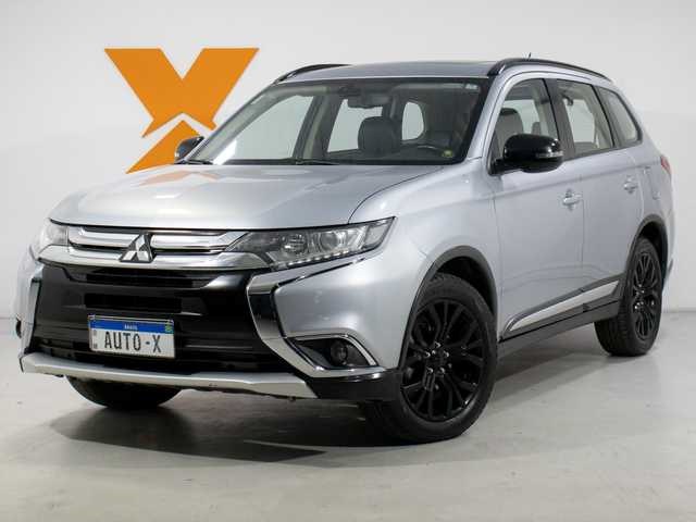 //www.autoline.com.br/carro/mitsubishi/outlander-20-16v-gasolina-4p-cvt/2016/curitiba-pr/24848711