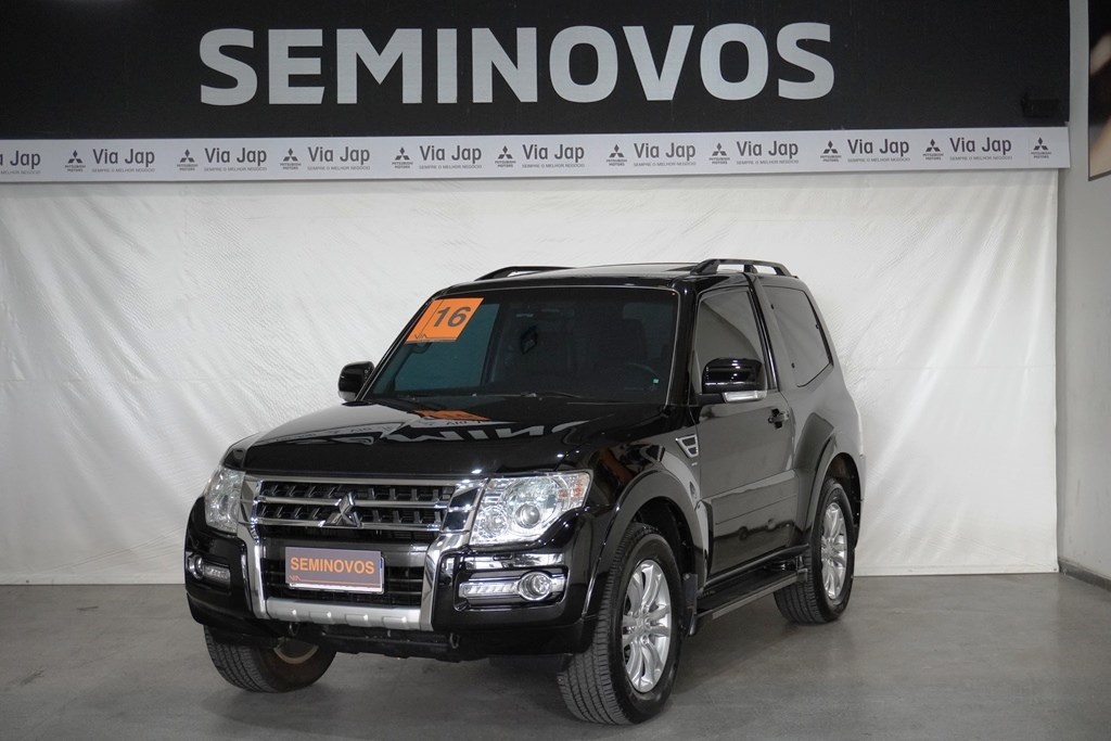 //www.autoline.com.br/carro/mitsubishi/pajero-full-38-v6-hpe-24v-gasolina-2p-4x4-automatico/2016/belo-horizonte-mg/23484532