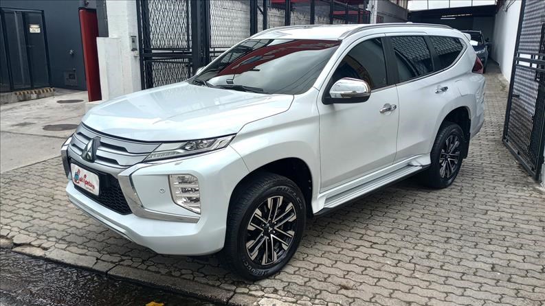 //www.autoline.com.br/carro/mitsubishi/pajero-sport-24-hpe-16v-diesel-4p-4x4-turbo-automatico/2021/sao-paulo-sp/24482536