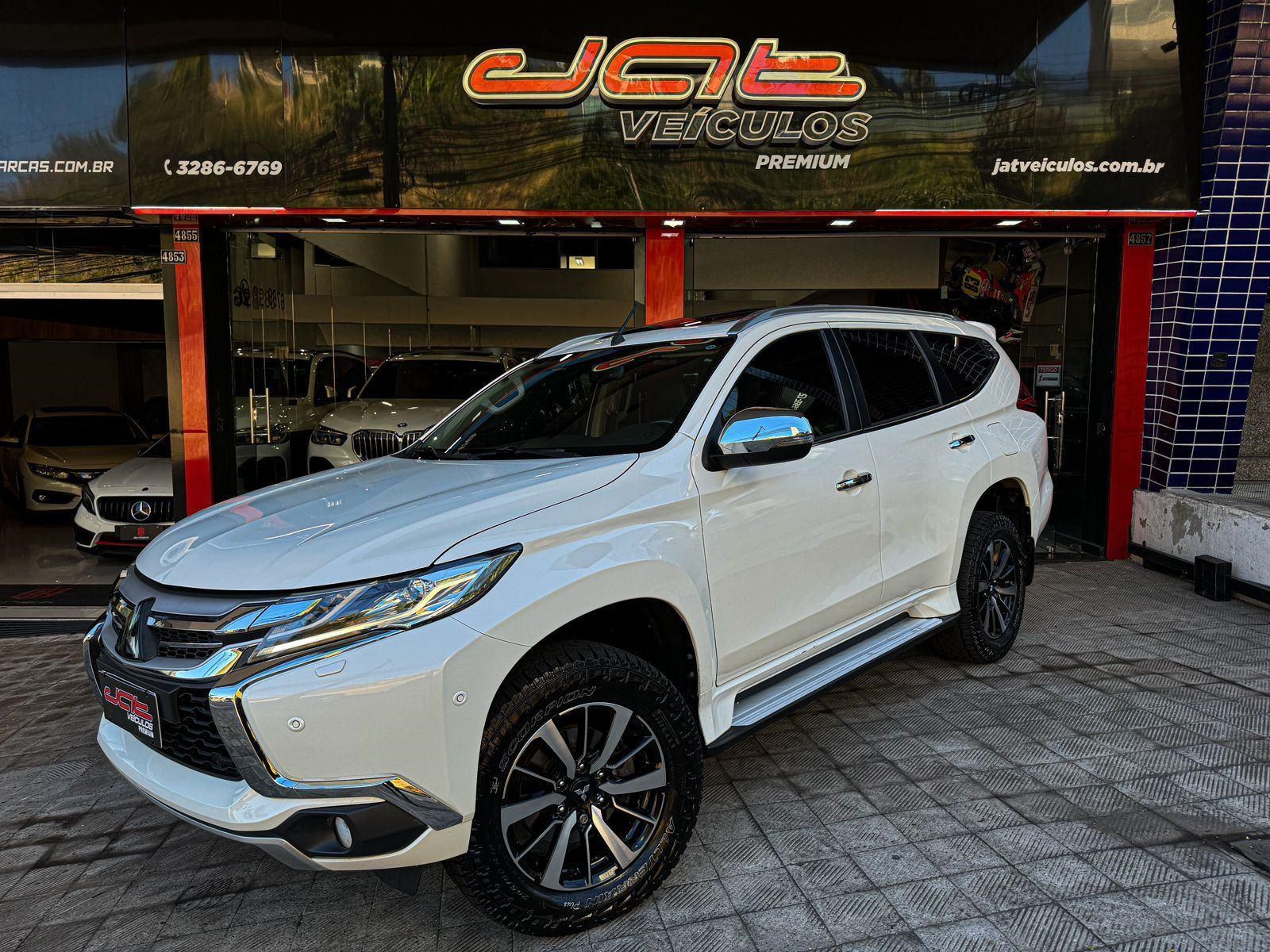 //www.autoline.com.br/carro/mitsubishi/pajero-sport-24-hpe-top-16v-diesel-4p-4x4-turbo-automatico/2020/belo-horizonte-mg/24634287