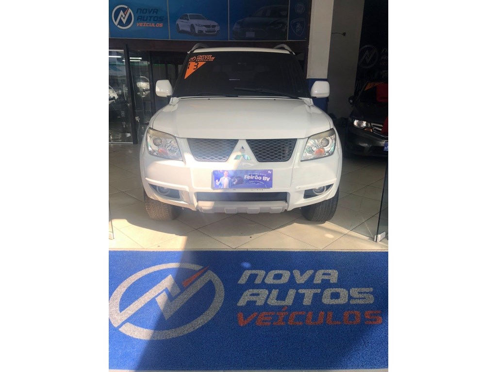 //www.autoline.com.br/carro/mitsubishi/pajero-tr4-20-16v-flex-4p-manual/2013/mesquita-rj/24108617