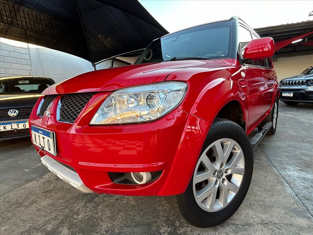 //www.autoline.com.br/carro/mitsubishi/pajero-tr4-20-16v-flex-4p-4x4-automatico/2010/ribeirao-preto-sp/24940349