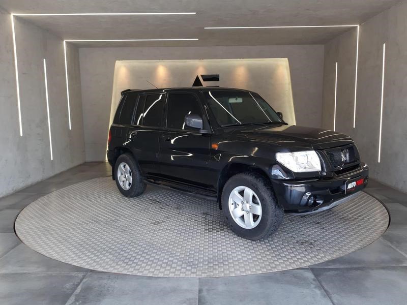 //www.autoline.com.br/carro/mitsubishi/pajero-tr4-20-16v-gasolina-4p-4x4-automatico/2005/brasilia-df/25022770