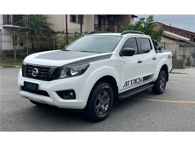 //www.autoline.com.br/carro/nissan/frontier-23-cd-attack-16v-diesel-4p-4x4-turbo-automati/2019/volta-redonda-rj/23777524