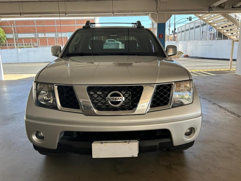 //www.autoline.com.br/carro/nissan/frontier-25-cd-le-16v-diesel-4p-4x4-turbo-manual/2012/uberlandia-mg/24018234