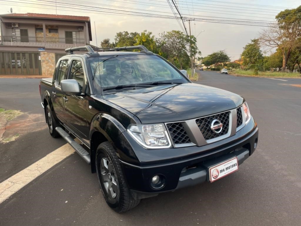 //www.autoline.com.br/carro/nissan/frontier-25-cd-le-attack-16v-diesel-4p-4x4-turbo-autom/2012/ribeirao-preto-sp/24441751