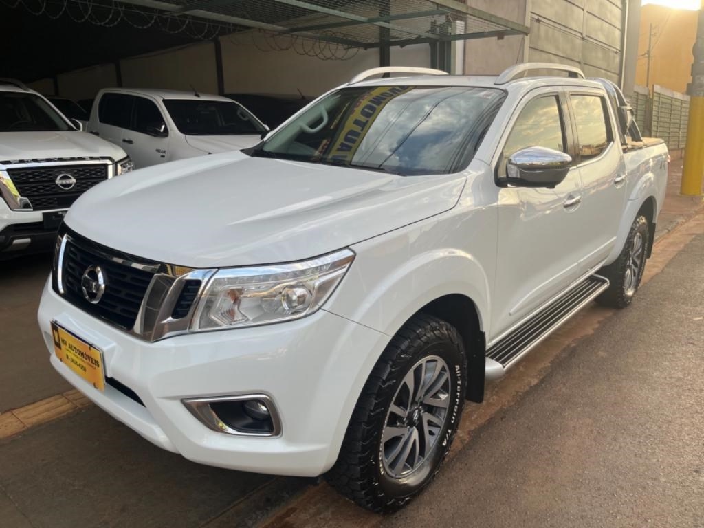 //www.autoline.com.br/carro/nissan/frontier-23-cd-le-16v-diesel-4p-4x4-turbo-automatico/2021/ribeirao-preto-sp/24640601