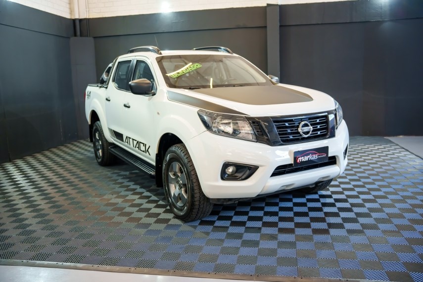 //www.autoline.com.br/carro/nissan/frontier-23-cd-attack-16v-diesel-4p-4x4-turbo-automati/2019/porto-alegre-rs/24868792