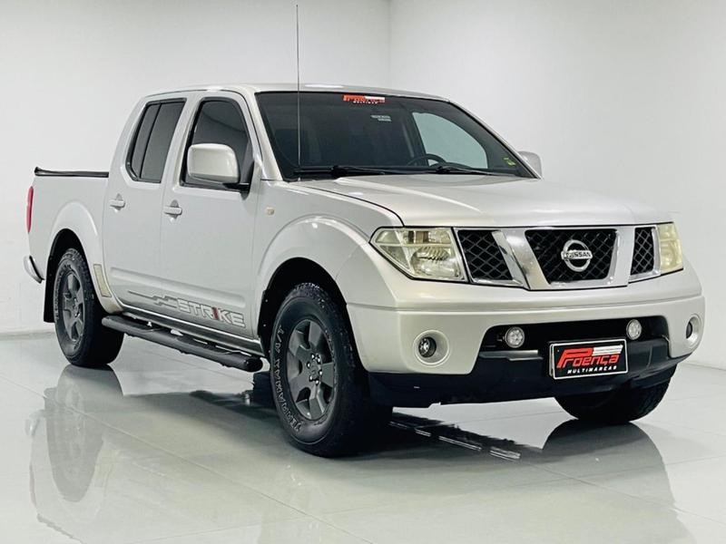 //www.autoline.com.br/carro/nissan/frontier-25-cd-se-attack-16v-diesel-4p-4x4-turbo-manua/2012/curitiba-pr/24900033