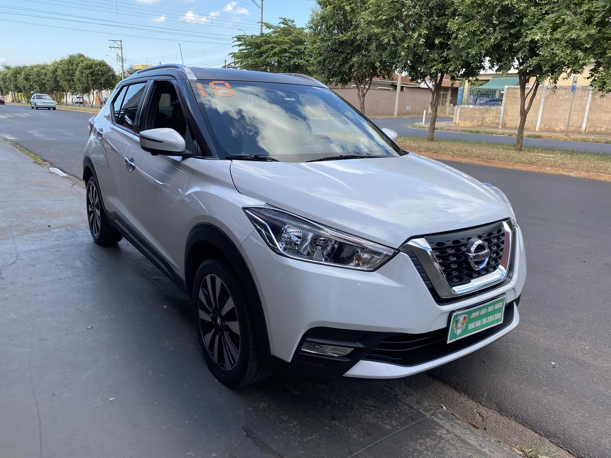 //www.autoline.com.br/carro/nissan/kicks-16-sl-16v-flex-4p-cvt/2018/santa-rosa-de-viterbo-sp/23885046