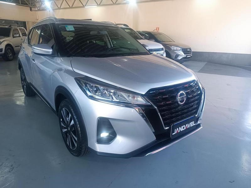 //www.autoline.com.br/carro/nissan/kicks-16-advance-16v-flex-4p-cvt/2022/curitiba-pr/24254343