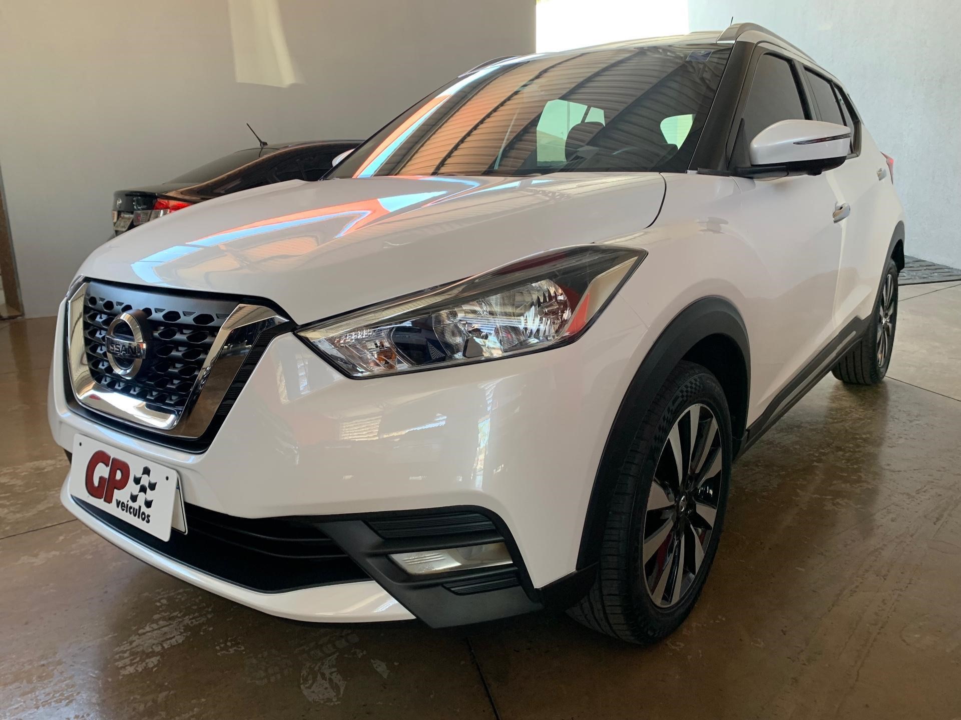 //www.autoline.com.br/carro/nissan/kicks-16-sl-16v-flex-4p-cvt/2018/uberaba-mg/24308883
