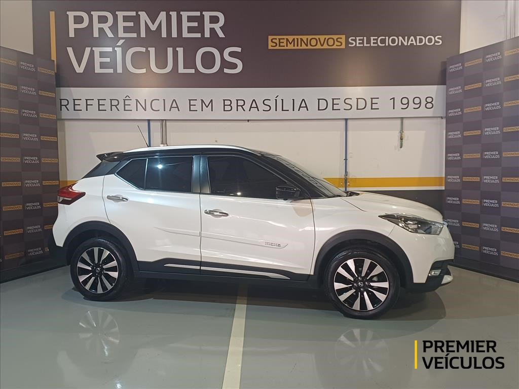 //www.autoline.com.br/carro/nissan/kicks-16-sl-16v-flex-4p-cvt/2018/brasilia-df/24799723
