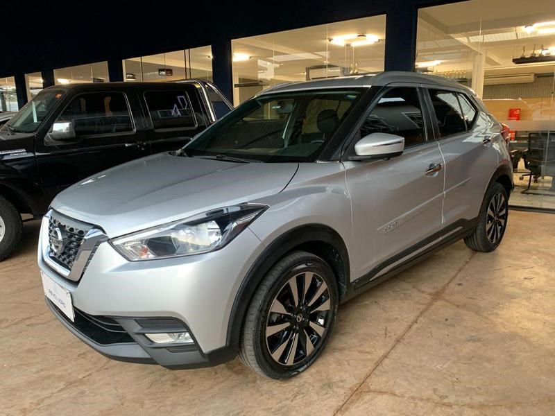//www.autoline.com.br/carro/nissan/kicks-16-sl-16v-flex-4p-cvt/2018/campo-grande-ms/24946531