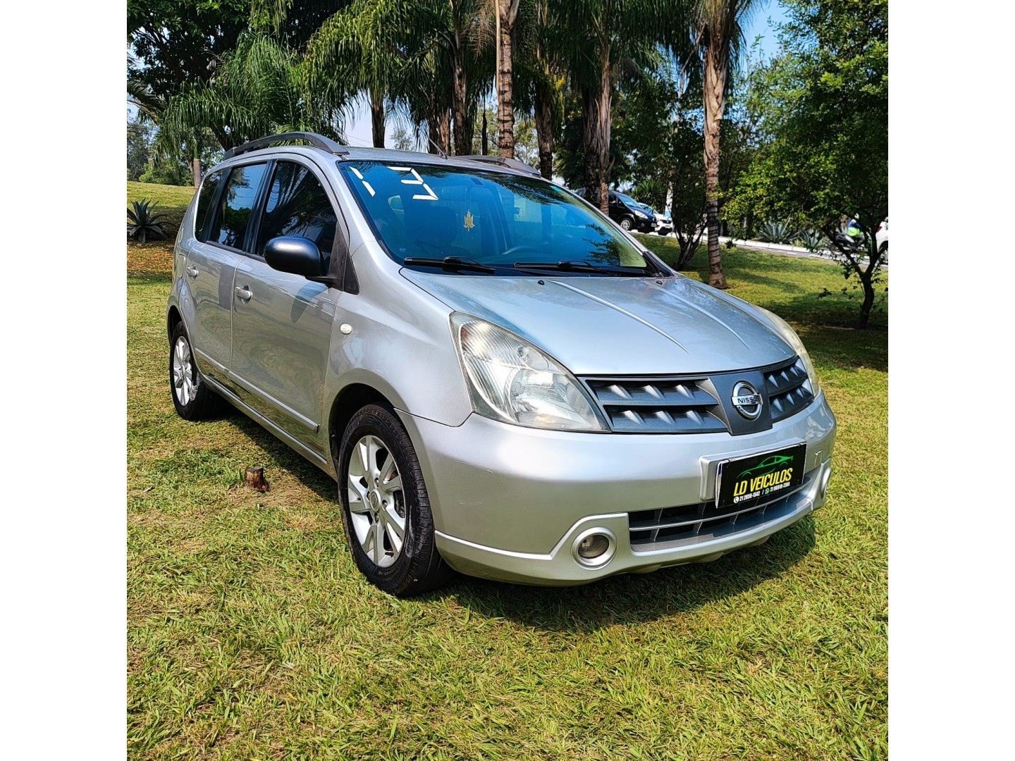 //www.autoline.com.br/carro/nissan/livina-16-s-16v-flex-4p-manual/2013/sao-joao-de-meriti-rj/23539163