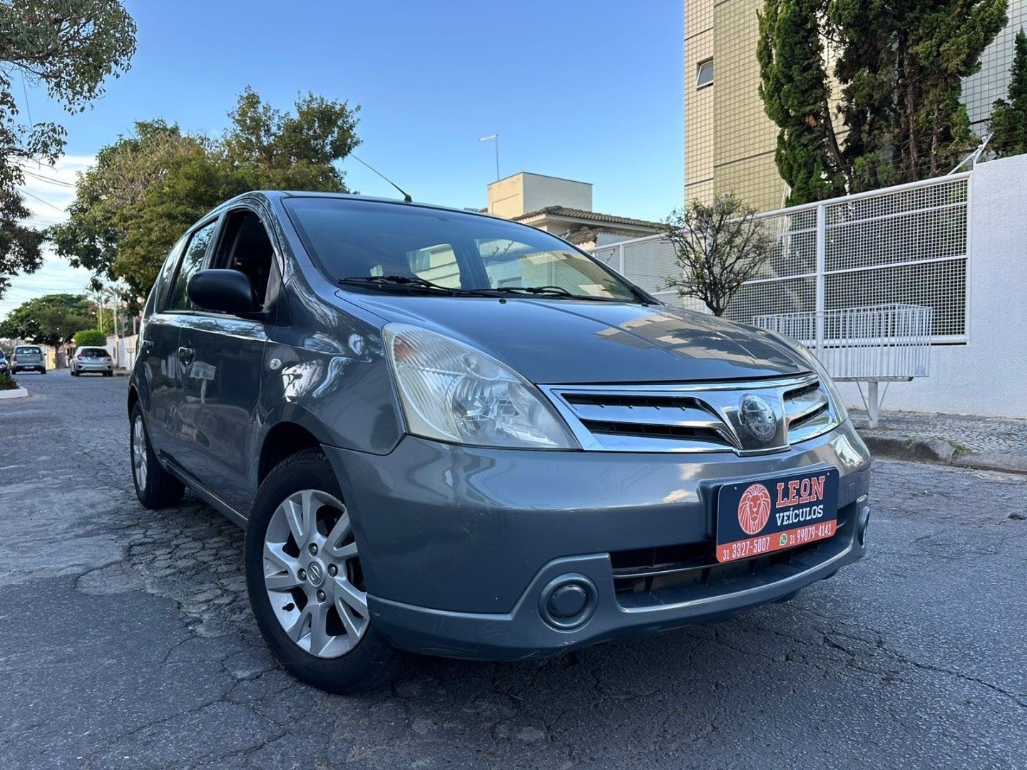 //www.autoline.com.br/carro/nissan/livina-16-s-16v-flex-4p-manual/2013/belo-horizonte-mg/24963436