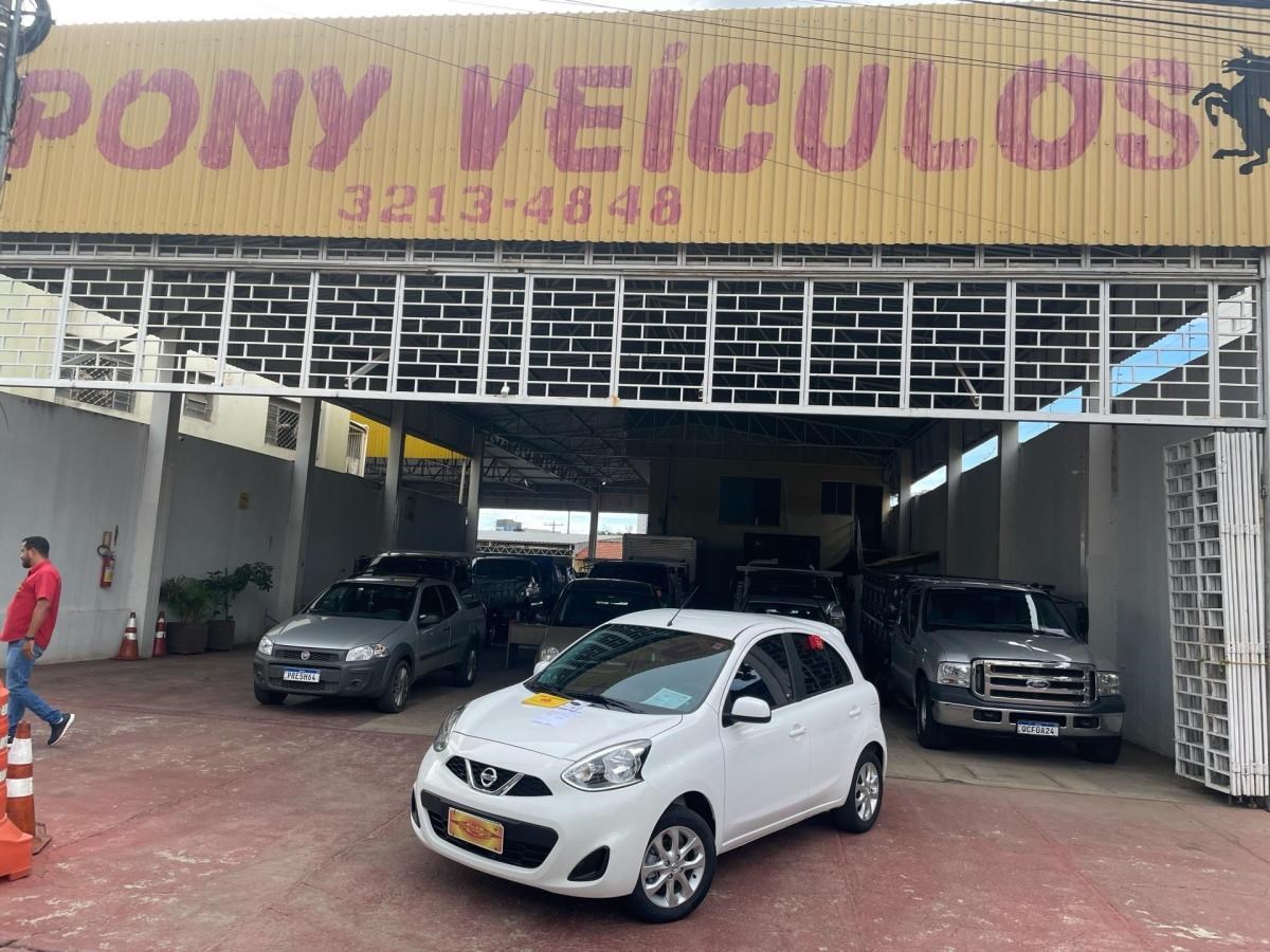 //www.autoline.com.br/carro/nissan/march-10-sv-12v-flex-4p-manual/2020/goiania-go/24211095