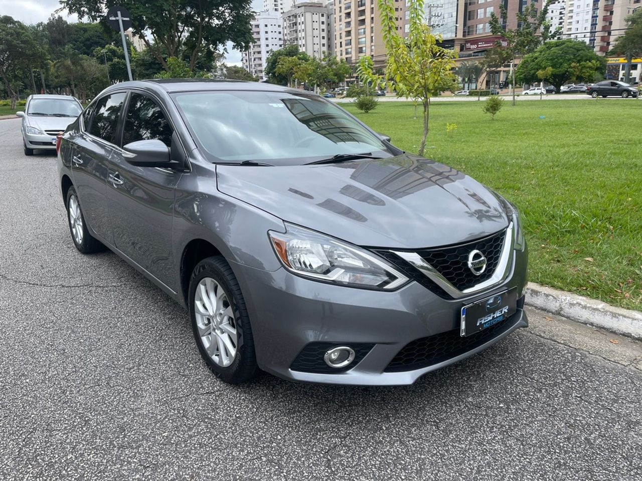 //www.autoline.com.br/carro/nissan/sentra-20-s-16v-flex-4p-cvt/2018/sao-jose-dos-campos-sp/23595536