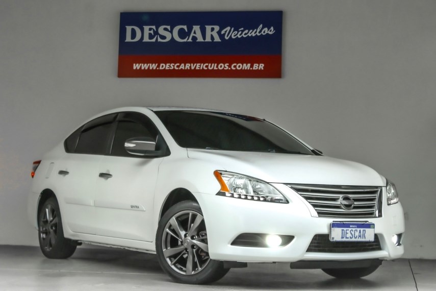 //www.autoline.com.br/carro/nissan/sentra-20-sv-16v-flex-4p-cvt/2014/sao-carlos-sp/24771396