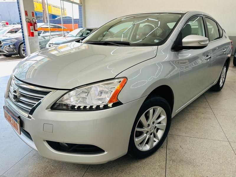 //www.autoline.com.br/carro/nissan/sentra-20-sv-16v-flex-4p-cvt/2016/campinas-sp/24938574
