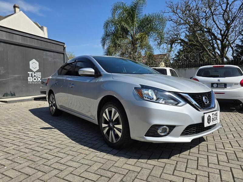 //www.autoline.com.br/carro/nissan/sentra-20-sv-16v-flex-4p-cvt/2018/curitiba-pr/24957353