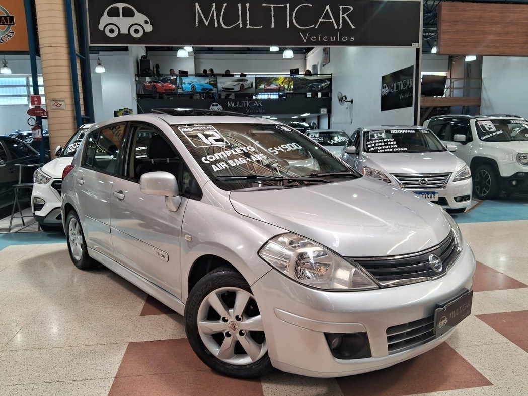 //www.autoline.com.br/carro/nissan/tiida-18-hatch-sl-16v-flex-4p-manual/2012/santo-andre-sp/24114690