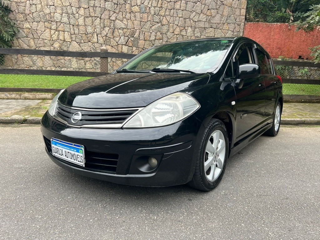 //www.autoline.com.br/carro/nissan/tiida-18-hatch-sl-16v-flex-4p-automatico/2012/guaruja-sp/24558497