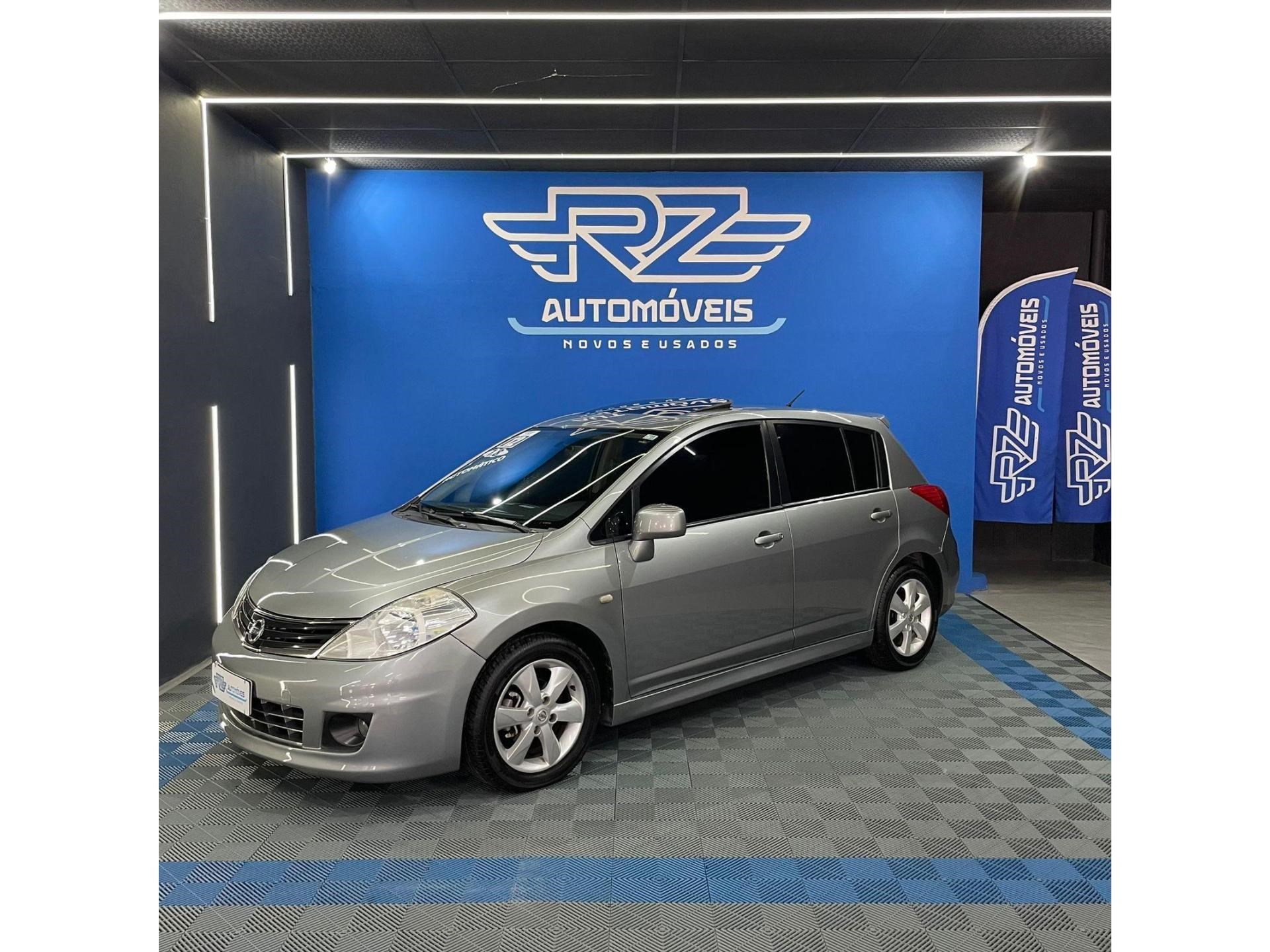 //www.autoline.com.br/carro/nissan/tiida-18-hatch-sl-16v-flex-4p-automatico/2012/criciuma-sc/24770769