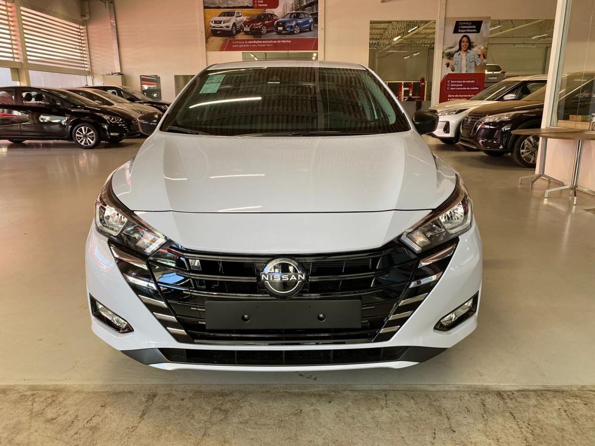 //www.autoline.com.br/carro/nissan/versa-16-advance-flex-4p-cvt/2024/brasilia-df/24739595