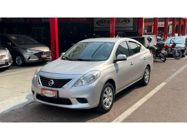 //www.autoline.com.br/carro/nissan/versa-16-sv-16v-flex-4p-manual/2012/cascavel-pr/25027934