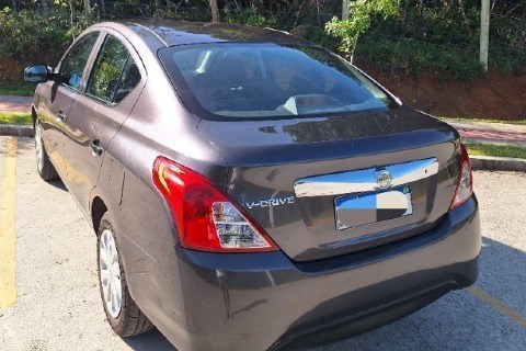 //www.autoline.com.br/carro/nissan/versa-v-drive-10-12v-flex-4p-manual/2021/garopaba-sc/24486913